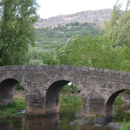 Willa Casinha Da Povoa -Turismo Aldeia Castelo de Vide Zewnętrze zdjęcie